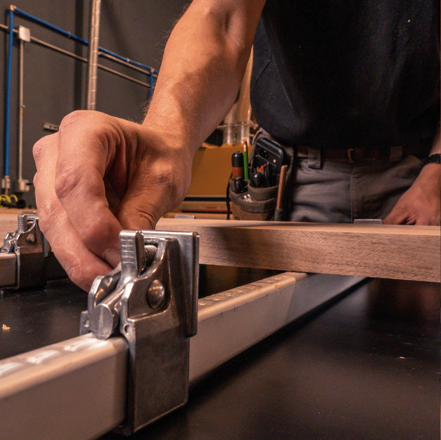 Dubuque Universal Clamp GIF